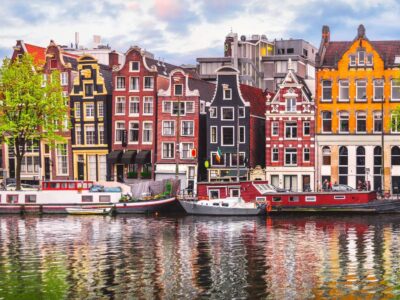 Đến Hà Lan bạn không nên bỏ qua 6 địa điểm du lịch này