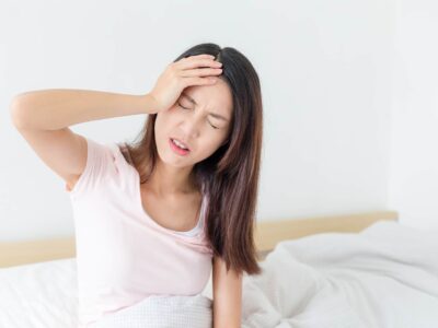Thói quen ngủ nướng vào cuối tuần của các bạn trẻ có lợi hay hại?
