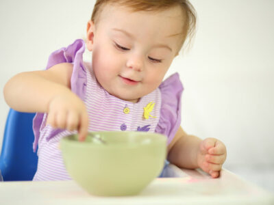Trẻ em dưới 3 tuổi bị suy dinh dưỡng nên bổ sung gì?